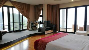 Desk, blackout curtains, iron/ironing board, free WiFi