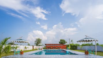 Alberca al aire libre