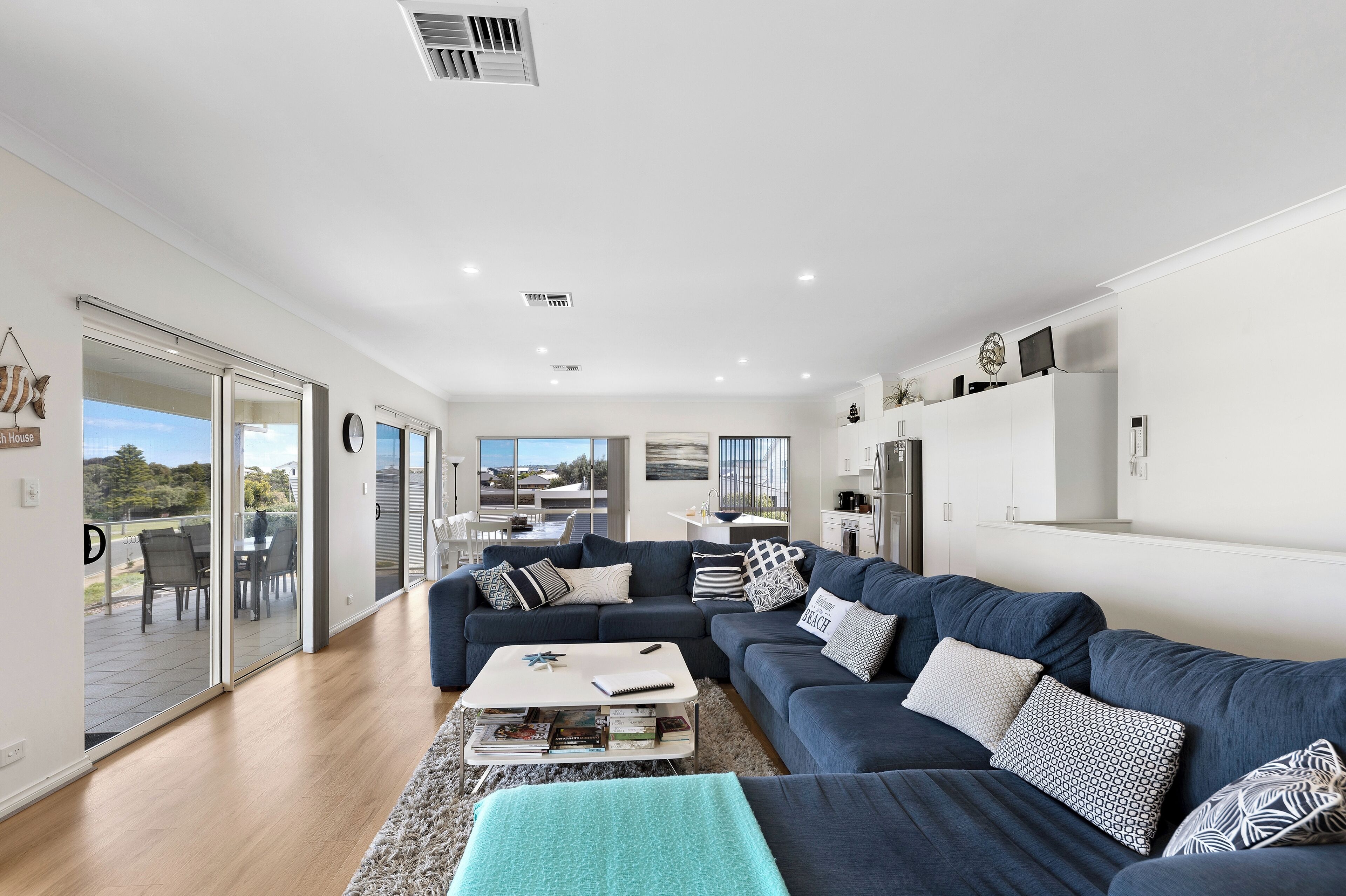 Smart TV, fireplace, DVD player, books