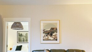 Interior - Penthouse Cozy Condo in the heart of Downtown Winter Park (Winter Park)