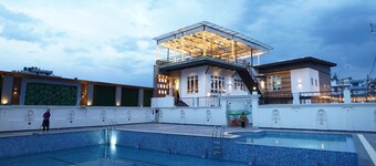 Lotus Club Boutique Hotel