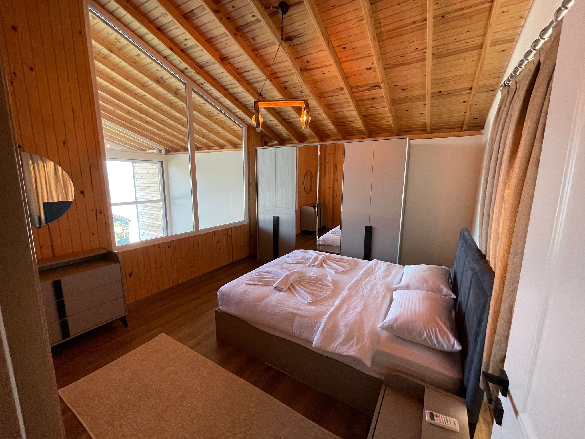 Deluxe Villa | 2 bedrooms, premium bedding, desk, blackout curtains