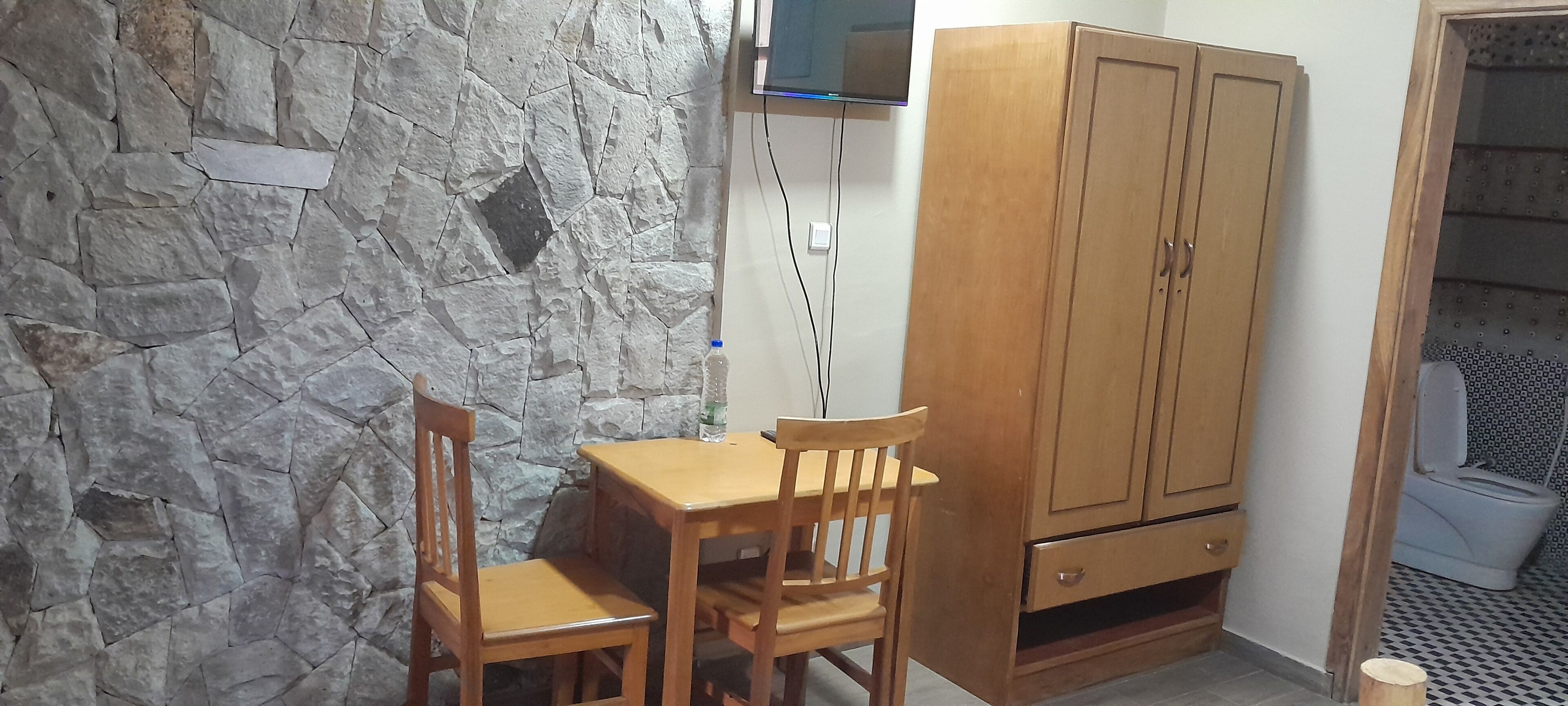 Classic Double Room, Garden View | Living area