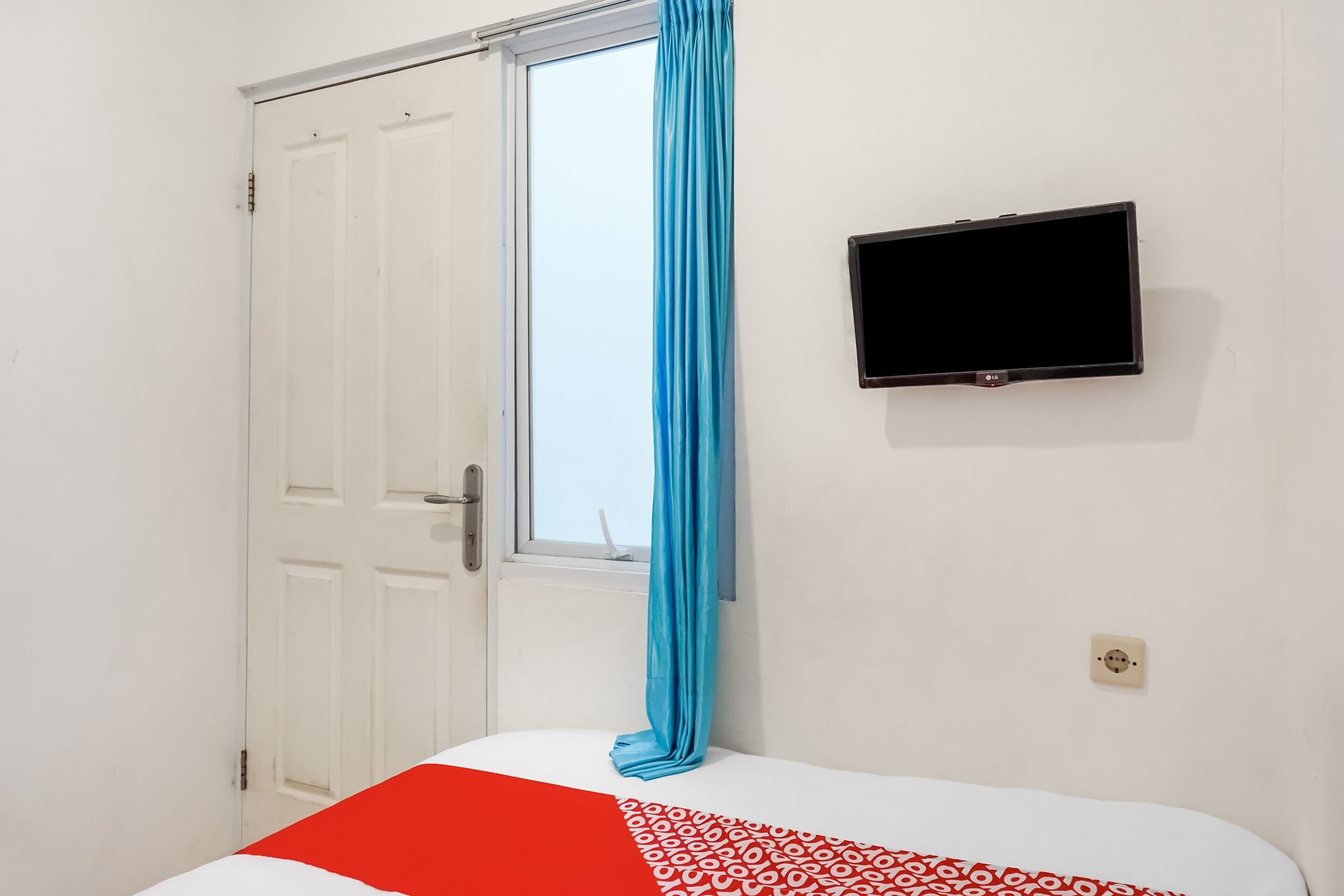 Foto - Super OYO 91074 Stariez Senen Syariah