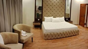 Planxa i posts de planxar i wifi gratuïta