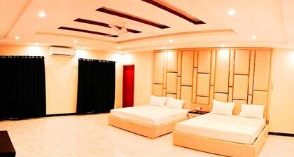 Grand Hayat Guest House
