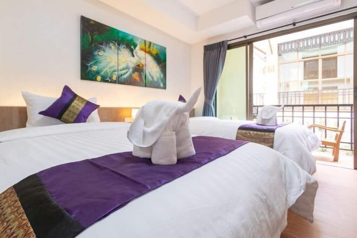 Minibar, in-room safe, free WiFi, wheelchair access