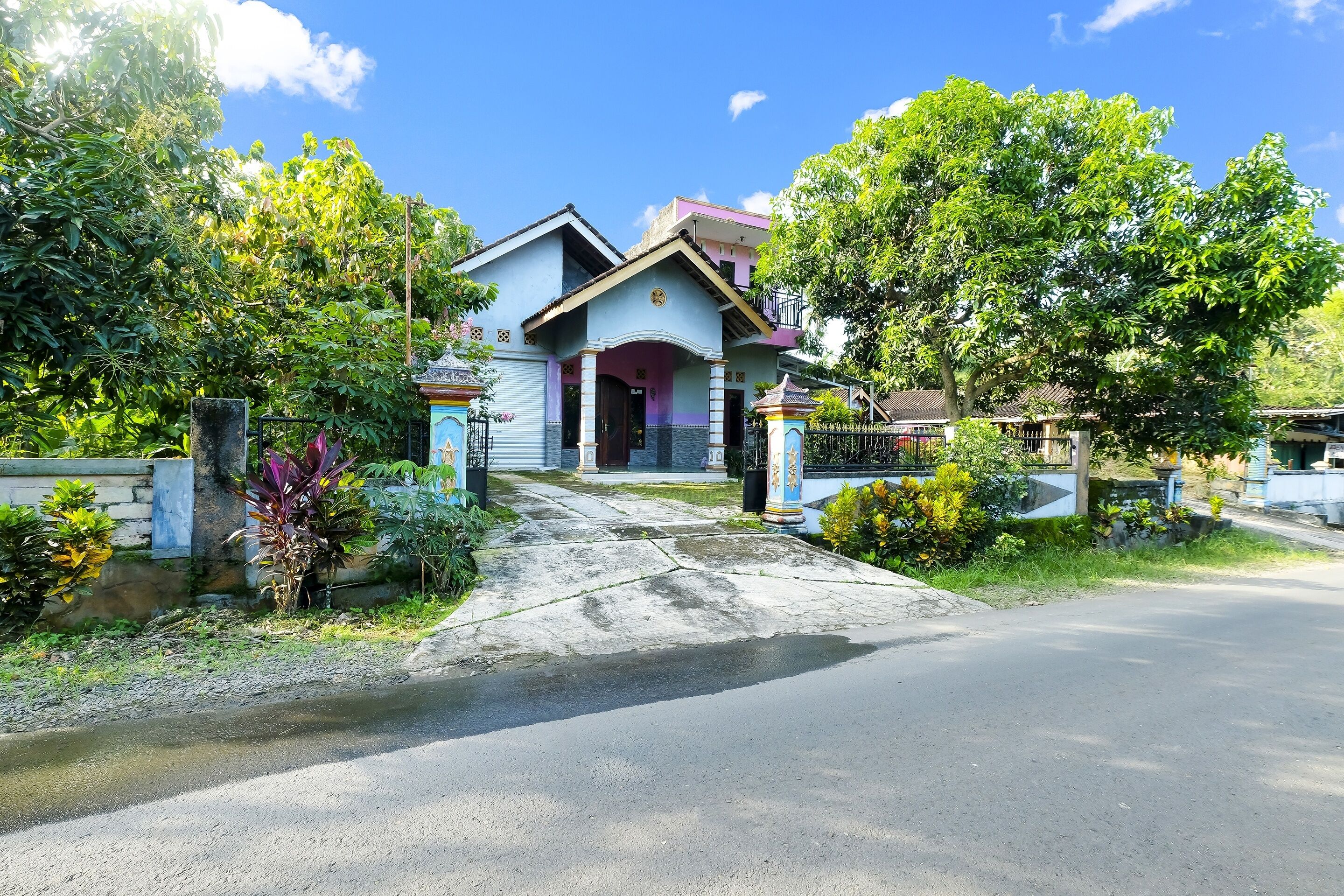 Fachada da propriedade