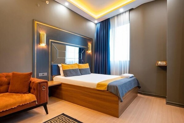 Standard Double Room | Premium bedding, minibar, desk, free WiFi - 216 TREND SUİTE (Istanbul)