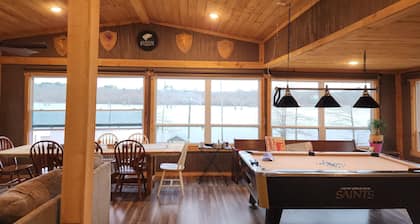 Cozy home with great fishing from dock.Peaceful and Private with nature trails.