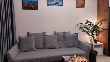 Smart TV, books