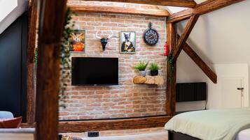 Deluxe-Studio | 1 Schlafzimmer, italienische Bettbezüge von Frette