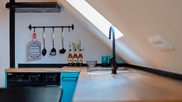 Deluxe Studio | Private kitchen