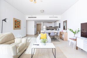 行政公寓 | 起居區 | 55-吋智慧型電視、數位頻道、電視