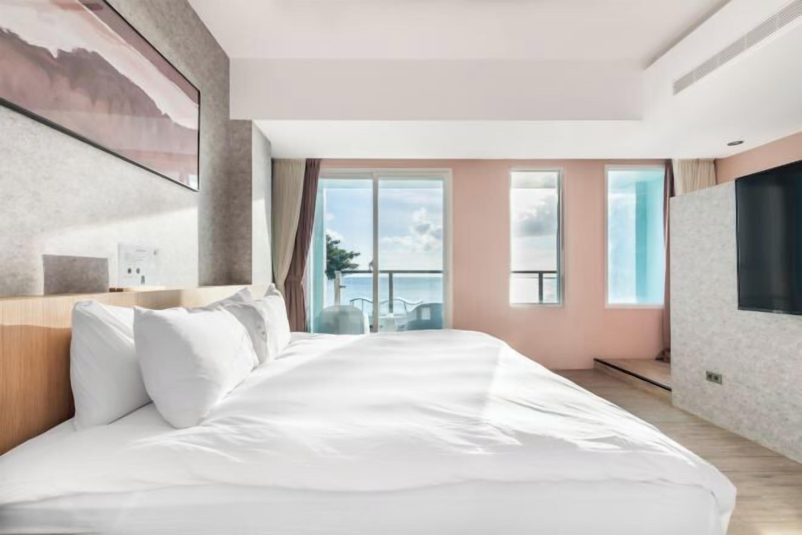 Bureau, chambres insonorisées, Wi-Fi gratuit, draps fournis