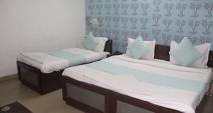 Hotel Shree Continental