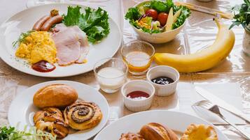 Desayuno completo todos los días (con cargo)