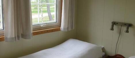 Double or Twin Room, 1 Bedroom | Desk, free WiFi, bed sheets