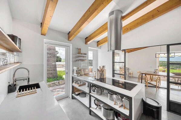 Fridge, oven, dishwasher, coffee/tea maker - The Ocean Farm - Amazing eco villa Aljezur! (Odeceixe)