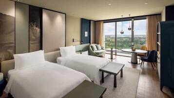 1 bedroom, premium bedding, minibar, desk