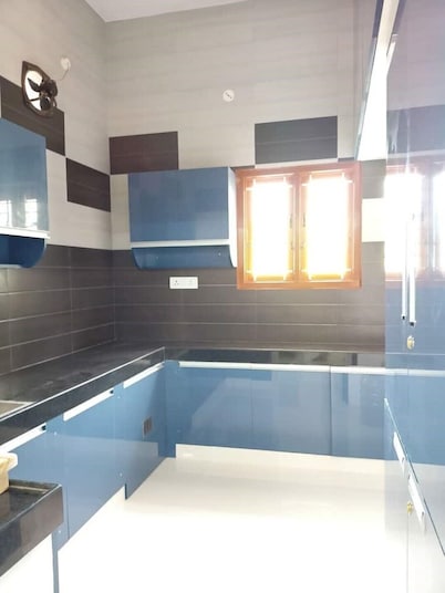 A peaceful. Residential homestay at 20 min drive to historical places of Madurai