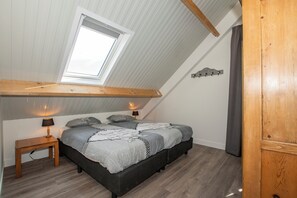 3 soverom, reiseseng for barn, wi-fi og sengetøy