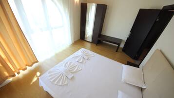 1 quarto, roupa de cama