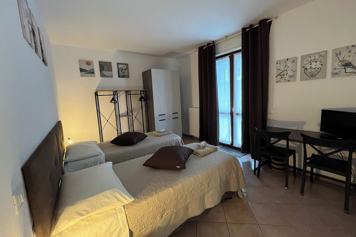 1 habitación, colchones con pillow-top, escritorio y wifi gratis