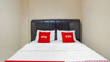 Quarto casal standard | Wi-Fi de cortesia, roupa de cama