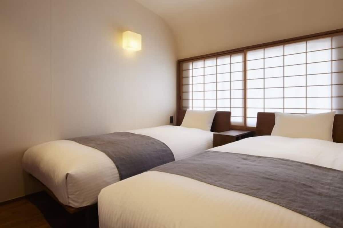 Individually decorated, free WiFi, bed sheets