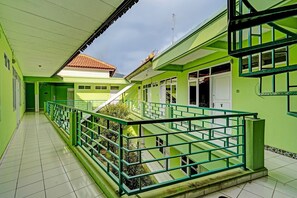 Lobby - SPOT ON 91325 Pondok Hijau Guest House Syariah (Hegarmanah)