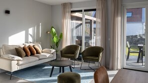 Living area - Semi-detached accommodation for up to 4 people (Nieuwvliet-Bad)