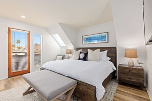 3 camere, una scrivania, ferro/asse da stiro, Wi-Fi gratuito