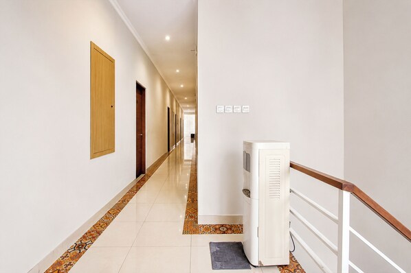 Lobby - Collection O near Ambarrukmo Plaza Mall formerly Damar Kusumo Guest House (Depok)