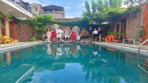 Outdoor pool - Tam Coc Koi Homestay (Hoa Lu)