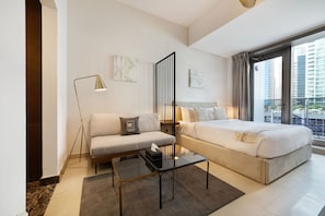 Comfort Studio | Living area - Maison Privee - Sparkle Tower 6 (Dubai)