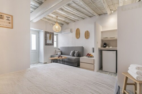 Afluencia Complex Studio 7 by Mykonianvilla