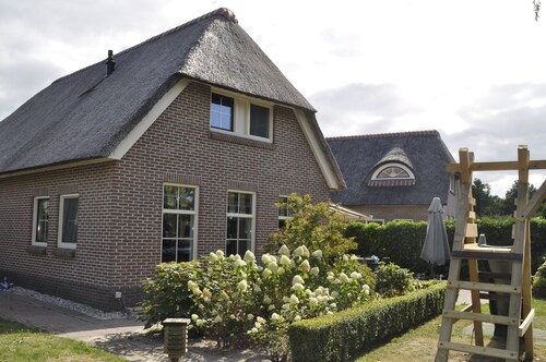 Villa Martensplek with sauna, 10 pers + 2 toddlers