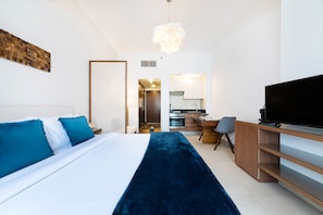 Room - Maison Privee - Sparkle Towers 7 (Dubai)