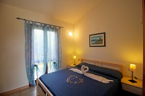 1 Schlafzimmer, Bügeleisen/Bügelbrett