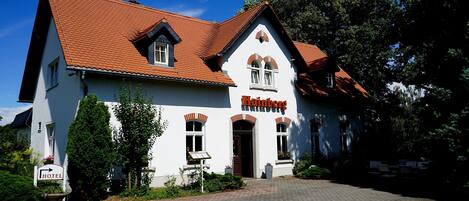 Habitación doble económica | 1 habitación, ropa de cama de alta calidad, edredón y minibar