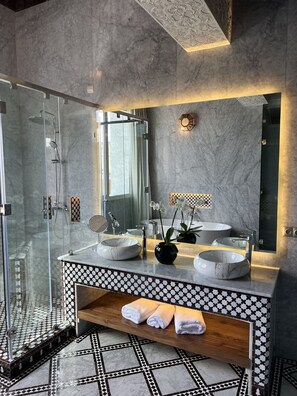 Design Suite | Bathroom | Towels - Palais de Fès Suites & Spa (Fes)