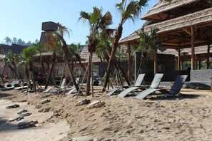 Beach - Tianfang Yuetan Hot Spring Resort (Qingliu)