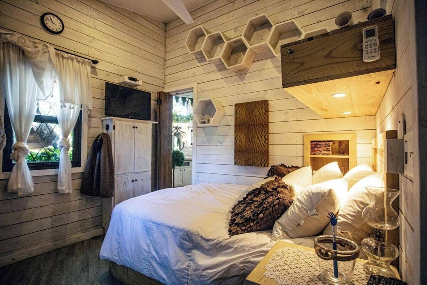 2 slaapkamers, een bureau, gratis wifi, beddengoed