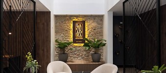 ★ La Cuadra by AcoModo - The Elegant Condo