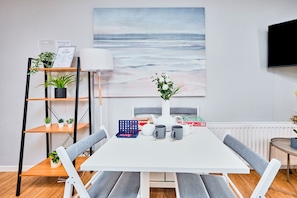 Exclusive Apartment | In-room dining
