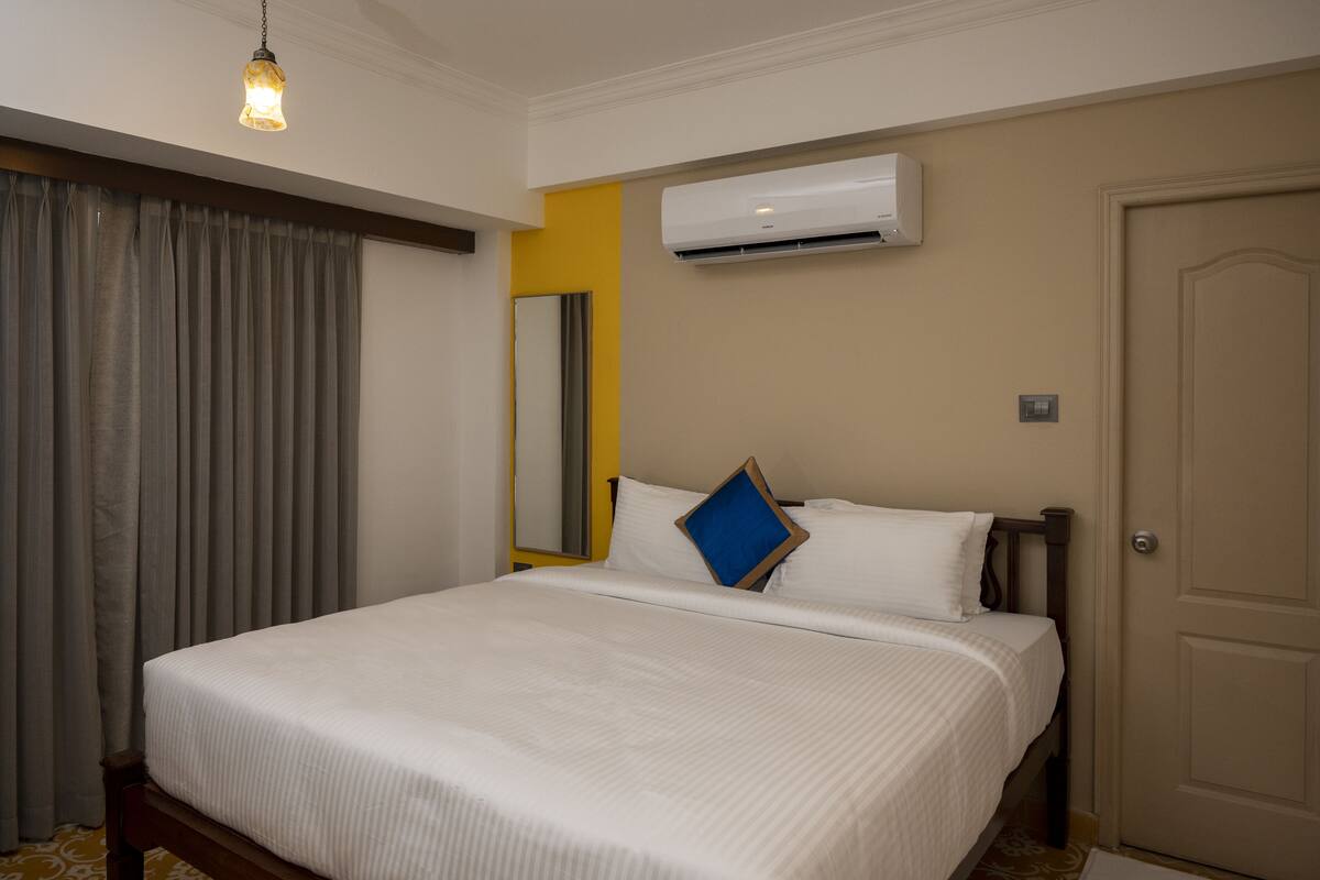 Executive Suite (One Bedroom Apartment)