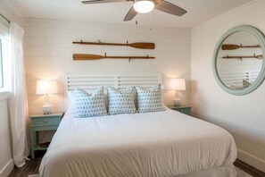 4 Schlafzimmer, BĂŒgeleisen/BĂŒgelbrett, kostenloses WLAN, BettwĂ€sche