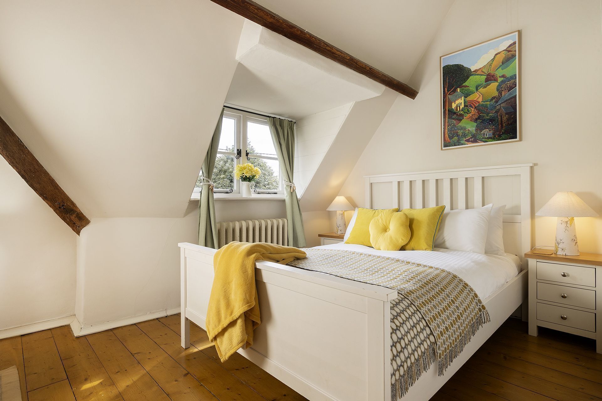 3 bedrooms, iron/ironing board, travel cot, WiFi