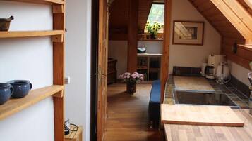 Fridge, oven, toaster